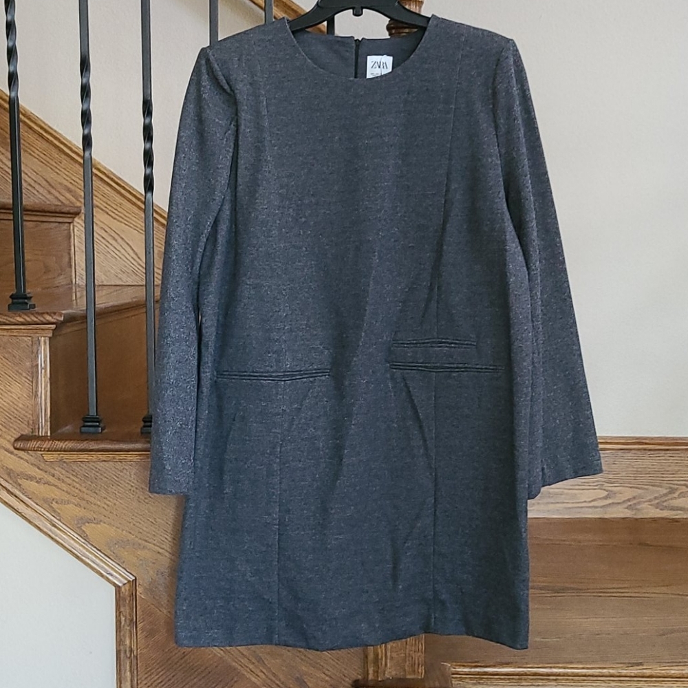 NWOT ZARA Long Sleeves Gray Dress